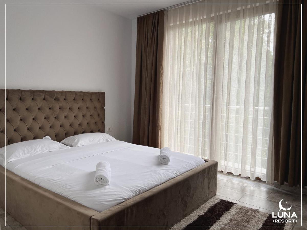 Luna Resort Peja Exteriör bild