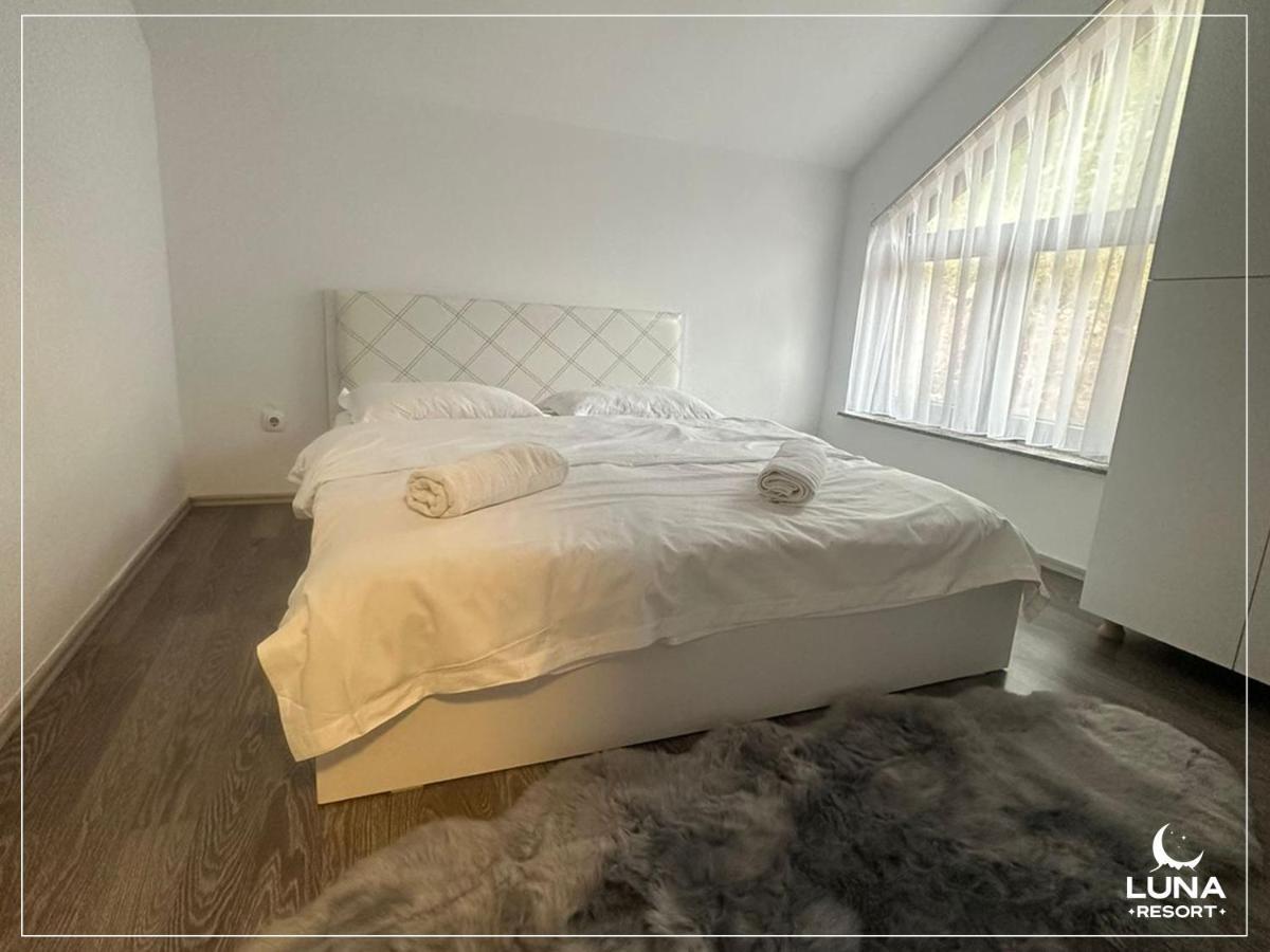 Luna Resort Peja Exteriör bild